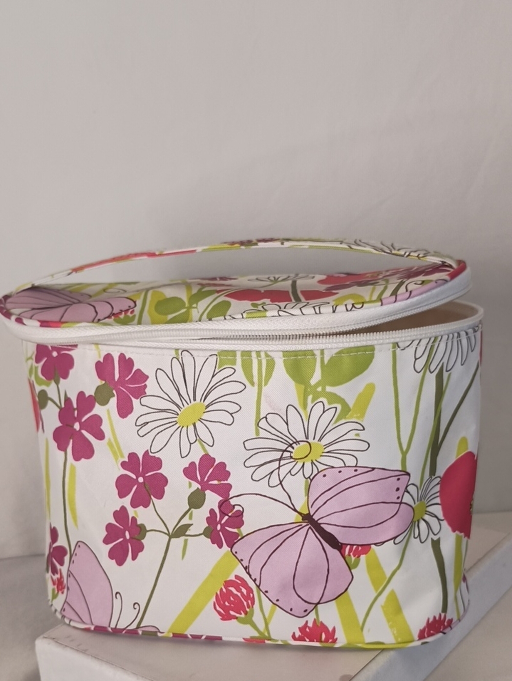 Clinique Floral Butterfly Cosmetic/Travel Makeup Bag – Zip Closure - Picture 5 of 6